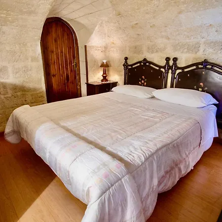 Apartment Sofia With Balcony Old Town And Center Private Garage Bari