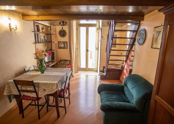 Sofia Apartment With Balcone Near Bari Old Town And Center 바리