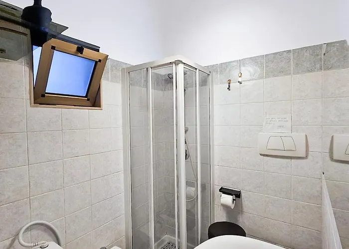 Sofia Bivani Con Balcone Vicino Vecchia Bari